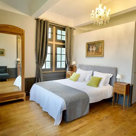 Chateau De Rance 4*